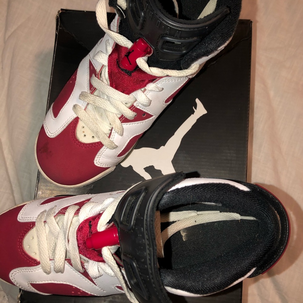 Carmine Retro 6s youth
